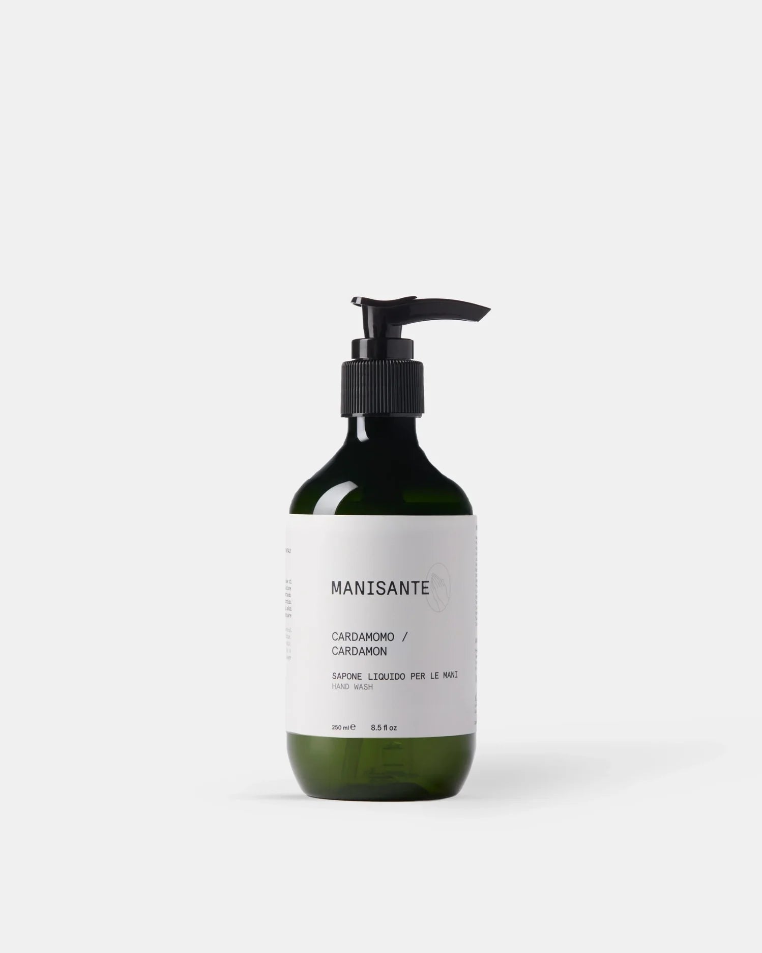 Manisante Vegane Handseife Kardamom im Pumpspender vor hellem Hintergrund