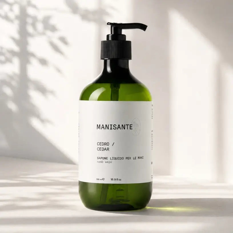 Manisante Cedro Flüssigseife mit Pumpspender im Schattenspiel