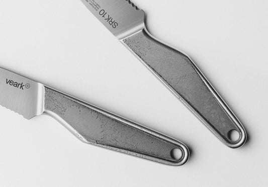 geschmiedetes Edelstahl Küchenmesser seitlich mit Griff aus Edelstahl, Edelstahl mit Struktur, Griff aus Edelstahl 